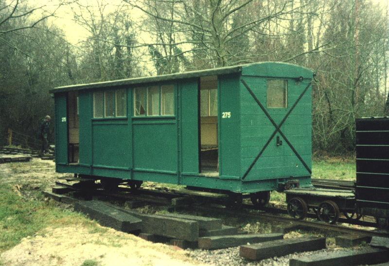 fauld-bogie-coach-brockham-070282.jpg - The Fauld bogie coach, for a long time the only bogie coach we had at Amberley until arrival of the Lydd coaches.