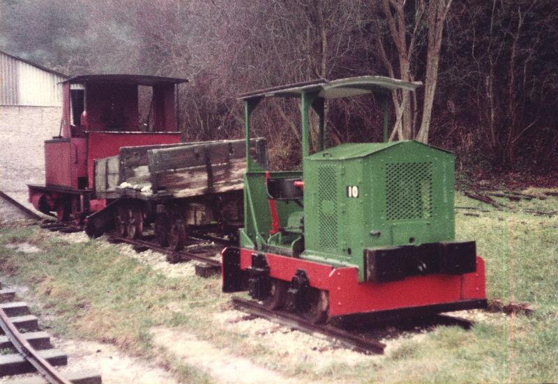 monty-brockham-070282.jpg - The 3ft 2¼in system from the nearby Betchworth Quarry of the Dorking Greystone and Lime Co Ltd is represented here by OK7269/1936, "Monty", two wagons and Fletcher Jennings steam loco 172L/1880 "Townsend Hook".